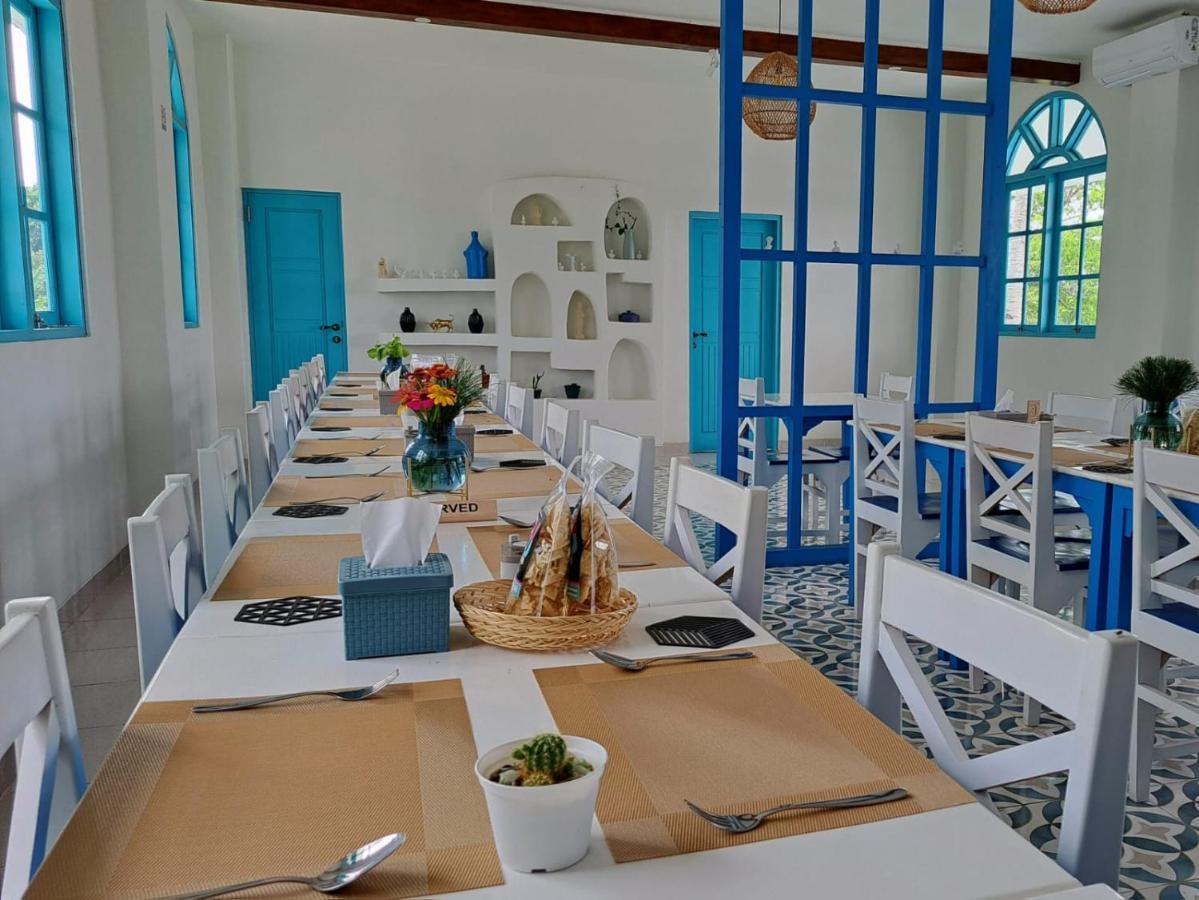 Anjo Maumere Hotel & Restaurant Exterior photo